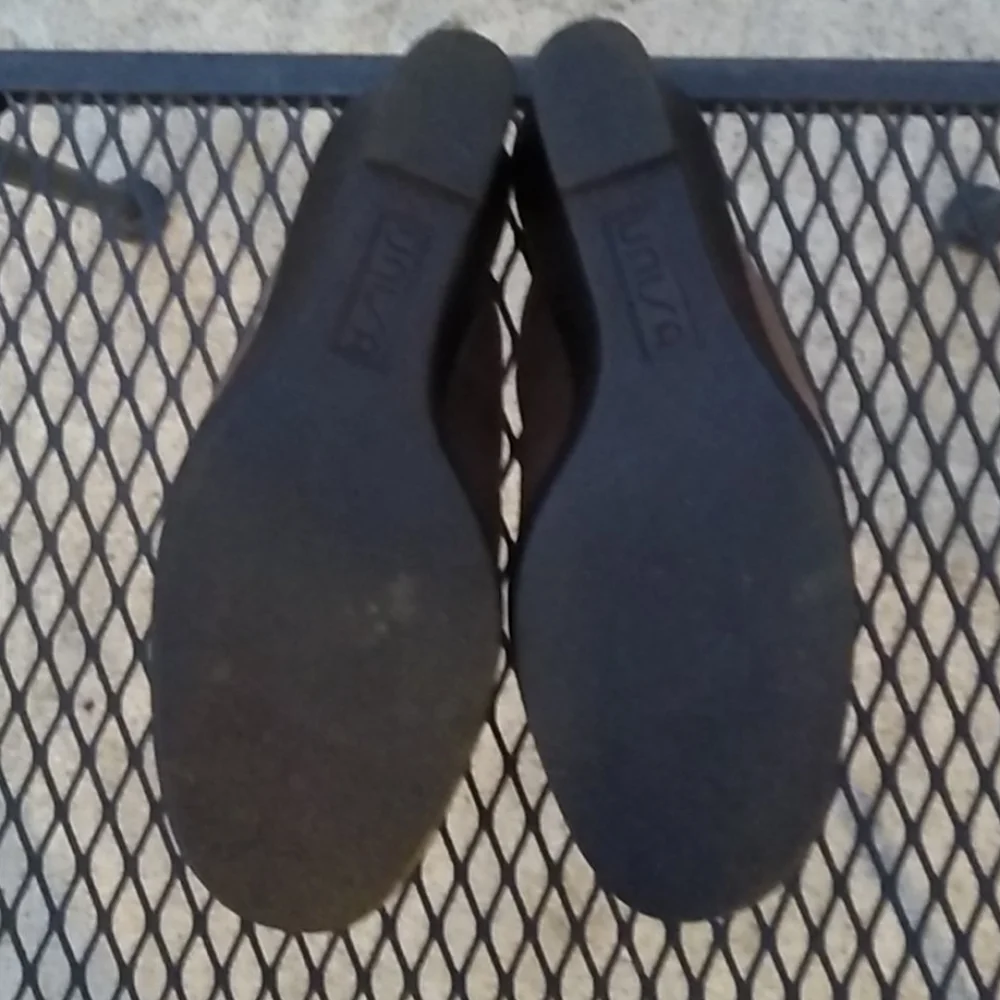Wedge slides size‎ 6